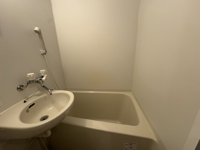 ライオンズマンション三宮の浴室