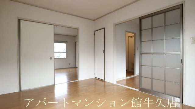 ハイツ・若草の洋室
