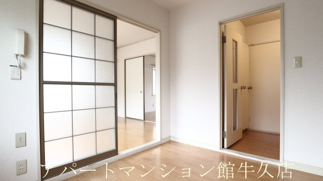 ハイツ・若草の居間・リビング