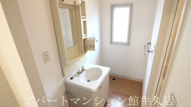 ハイツ・若草の独立洗面台