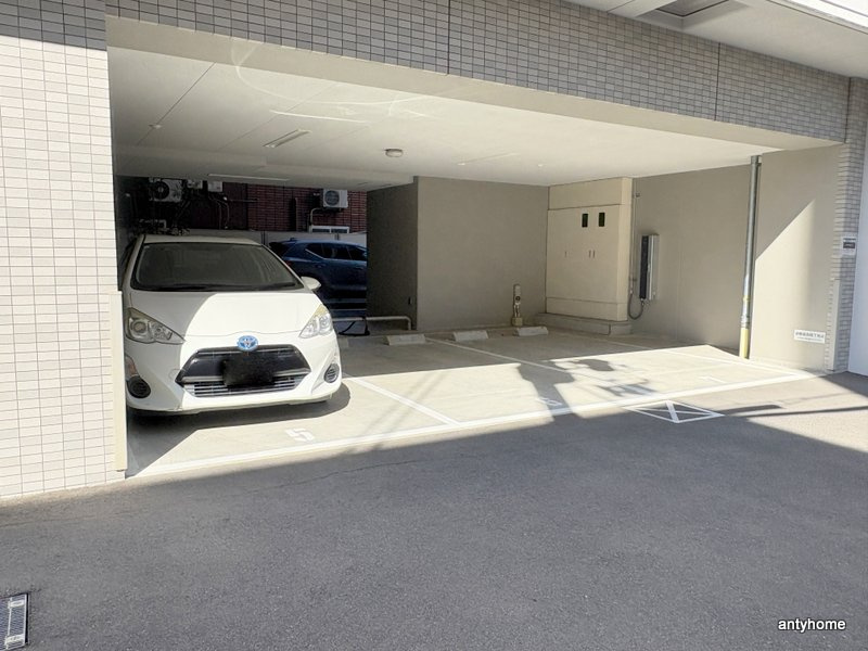 エスリード大阪京橋フロレゾン 仲介手数料無料の駐車場