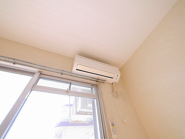 シティパレス21西大寺Part1の設備|エアコン
