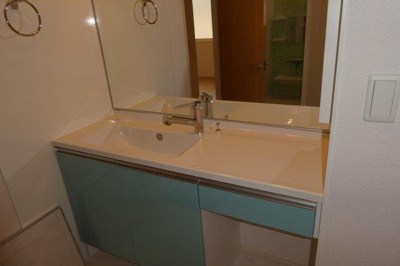 【独立洗面台】 | ヴェルデ溝口 | シャンプードレッサー