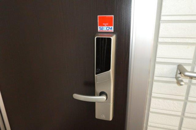 【玄関】 | ヴェルデ溝口 | ＩＣカードキー