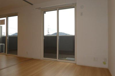 【洋室】 | ヴェルデ溝口