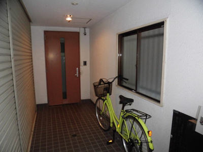 【エントランス】 | 難波ビル | 共用廊下です