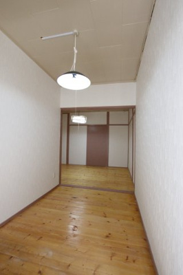 【居間・リビング】 | 大阪狭山市茱萸木6丁目貸家