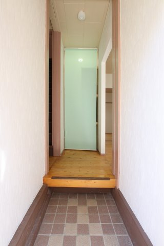 【玄関】 | 大阪狭山市茱萸木6丁目貸家
