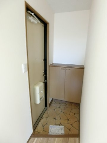 サンヴェルデCの玄関