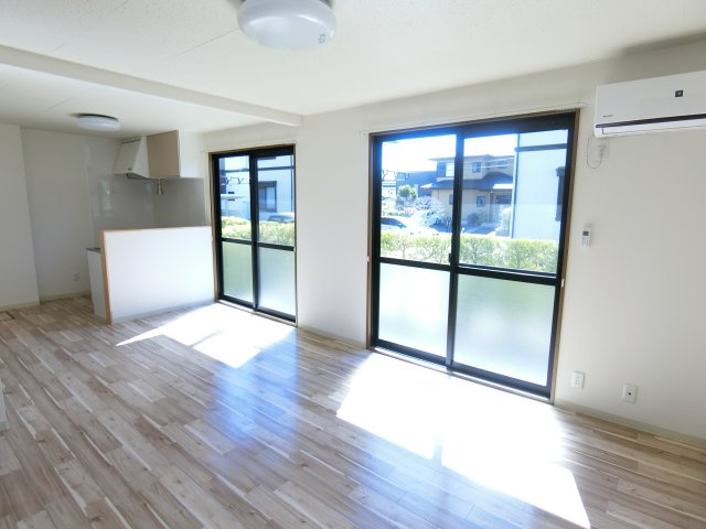 サンヴェルデCの居間・リビング|※掲載写真は過去分の為、現況を優先します。