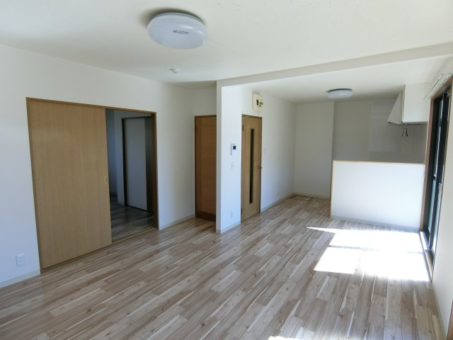 サンヴェルデCの居間・リビング