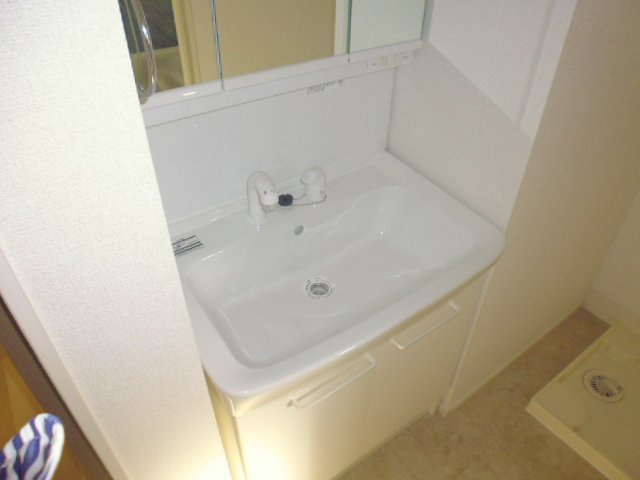 SUN16ヒロⅡの独立洗面台|洗髪洗面化粧台