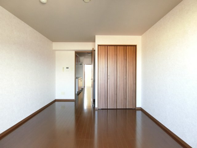 フェアリーコート博労町の居間・リビング|イメージ505号室の写真