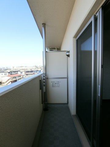 フェアリーコート博労町のバルコニー|イメージ505号室の写真
