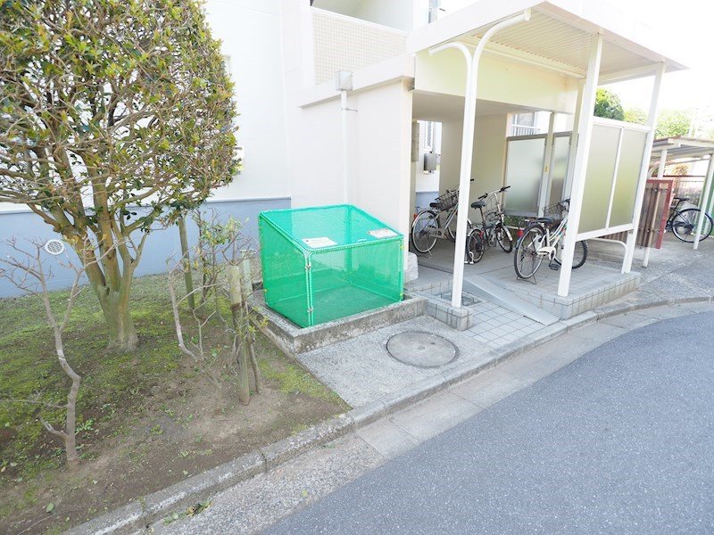 ★敷地内ゴミ置き場★