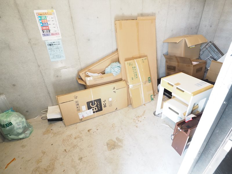 敷地内にごみ置き場★