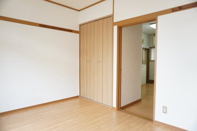 【洋室】 | イーストヒル