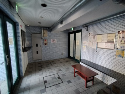 【その他共用部分】 | グランデール蒲生 | エントランスです。