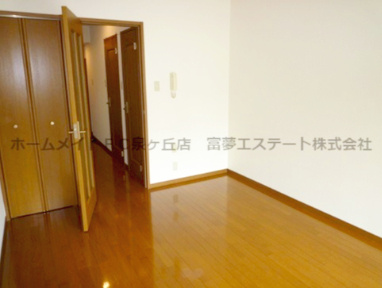 【内装】 | グランソレイユK&J壱番館 | きれいな洋室です