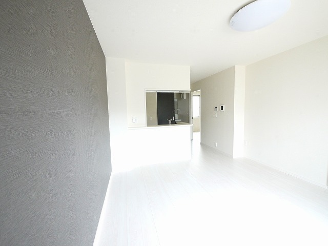 Forest　Presia（フォレスト　プレシア）の居間・リビング|ゆったりとしたリビングです