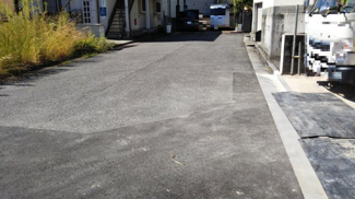 【前面道路含む現地写真】