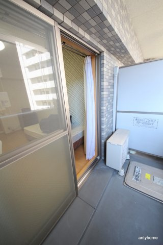 エスリード東梅田　仲介手数料無料のバルコニー