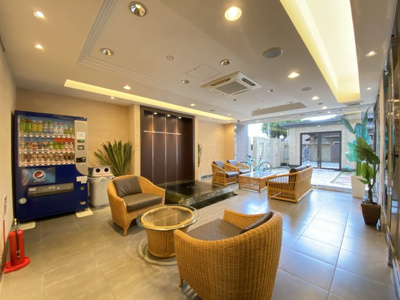 【ロビー】 | アーバンフラッツニシナカジマ