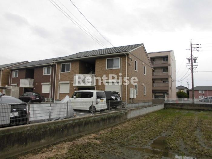 アプローズ Ｃ棟の外観