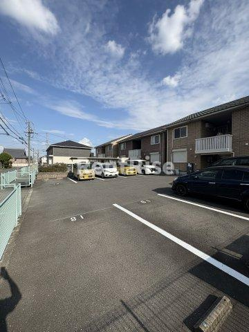 アプローズ Ｃ棟の駐車場