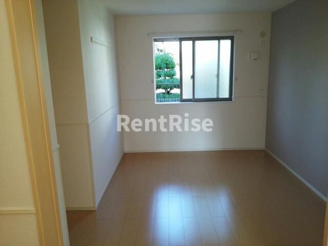 メゾン・クレメントＣの寝室|居室・リビング