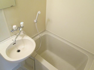 【浴室】 | 貴和ビル | お風呂で日々の疲れを落としましょう