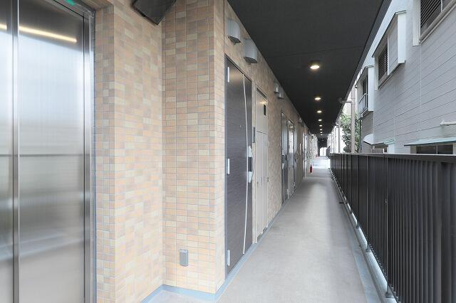 ラフィスタ鷺沼（北棟）のロビー