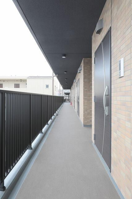 ラフィスタ鷺沼（北棟）のロビー