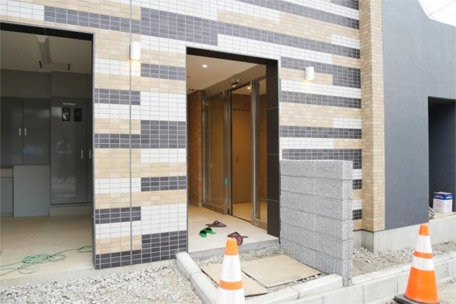 ラフィスタ鷺沼（北棟）のエントランス