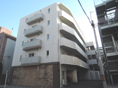 【外観】 | プレシス鶴見 | 総戸数２６戸、２０１２年７月築、管理人は日勤勤務につき管理体制良好です♪