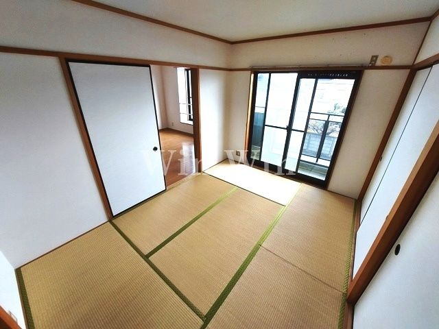 ヴァン・ドゥムールの和室