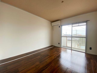 【洋室】 | リーエス小山