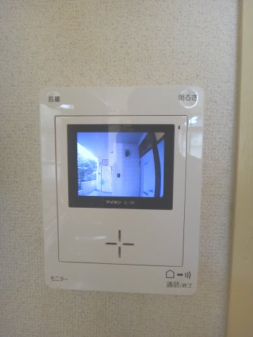 ブライトハウスの設備|モニター付きインターホンです