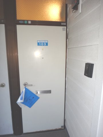 ブライトハウスの玄関|毎日通る玄関はこちらです