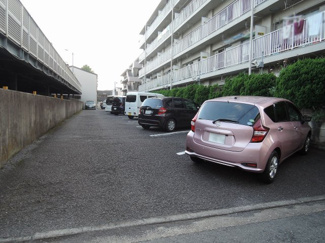 【駐車場】 | 平置き駐車場です。