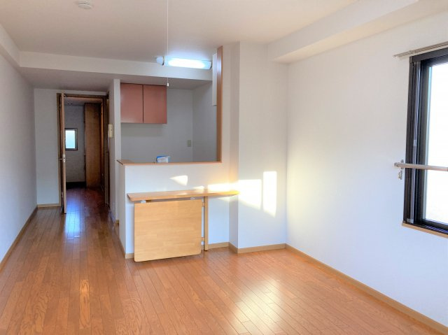 東海市名和町森ノ上の賃貸マンションの内装