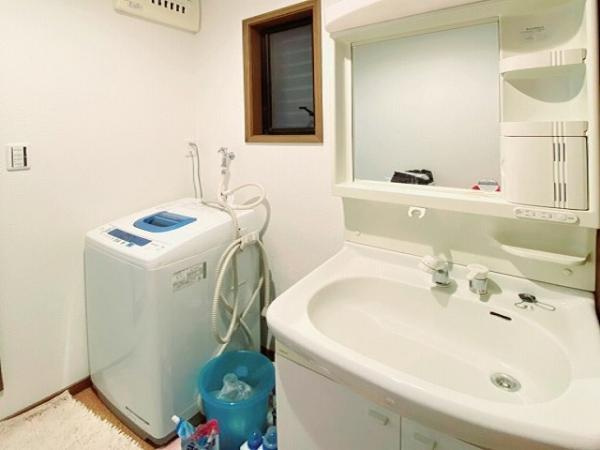 高柳5丁目　中古一戸建ての脱衣所