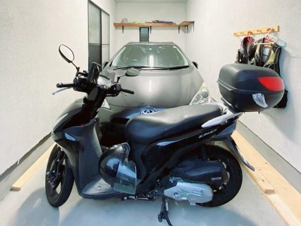 高柳5丁目　中古一戸建ての駐車場