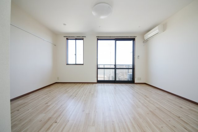 グレイス港町の居間・リビング