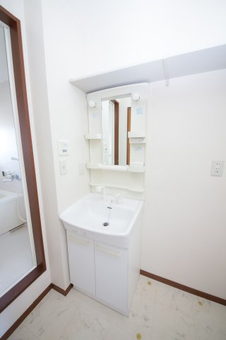 グレイス港町の独立洗面台