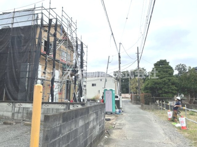 【前面道路含む現地写真】 | 仲介手数料無料　府中市是政１丁目新築戸建て