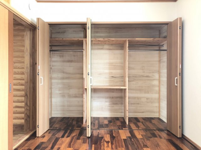 みやま市瀬高町松田の収納|可動扉のクローゼット