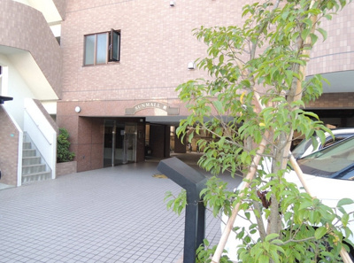 【その他共用部分】 | SUNMALL蕨 | ゆとりのあるロビーです