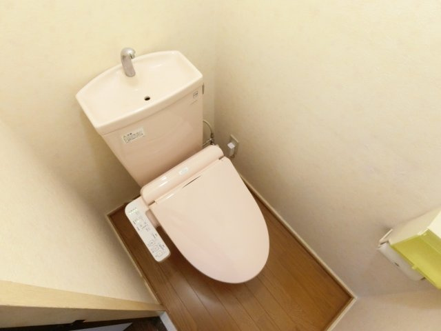 泉ヶ丘コーポラスA棟のトイレ