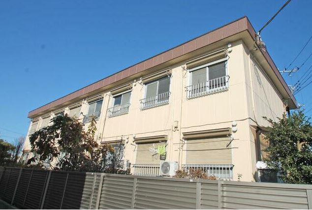 カレッジハイツ大野の外観